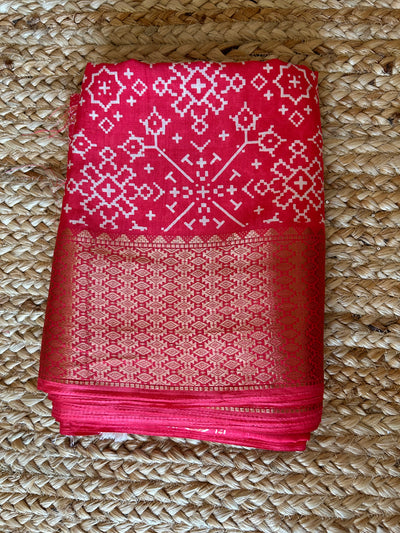 Gift saree, (no pico and fall)