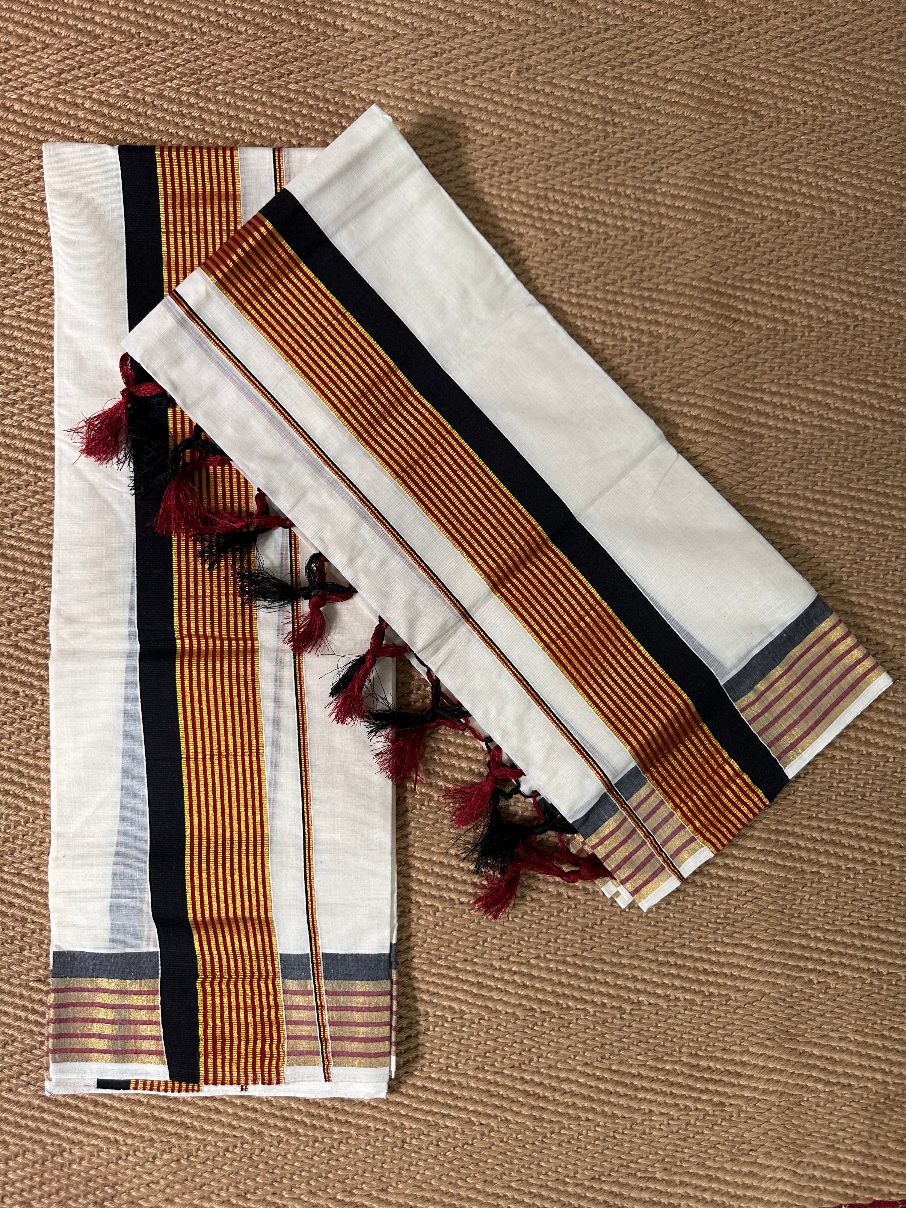 Black red and gold border set mundu