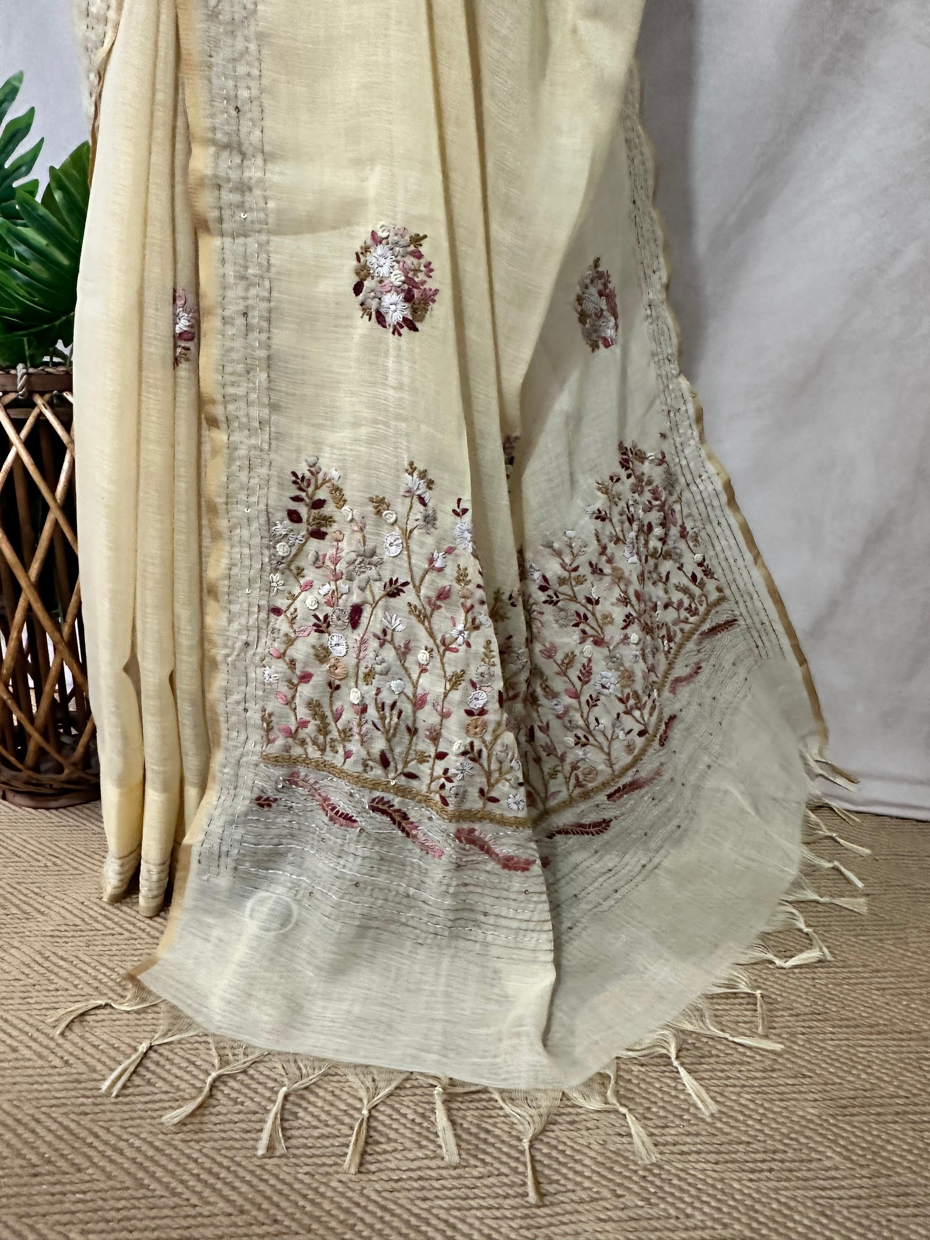 Soft linen tissue saree with handwork, with BP