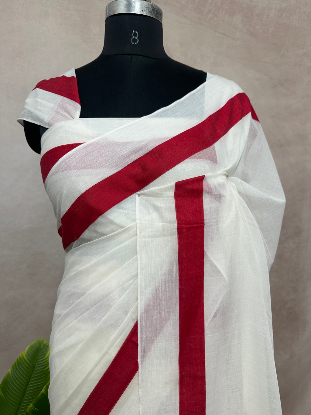 Mul cotton saree with red boder