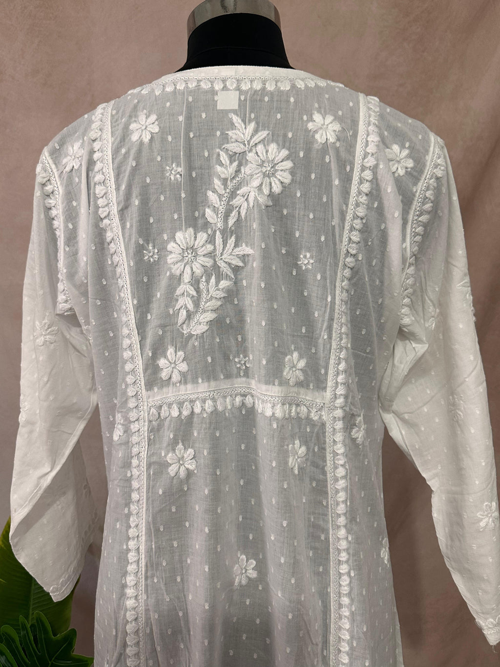 White pure cotton kurti with chikankari work