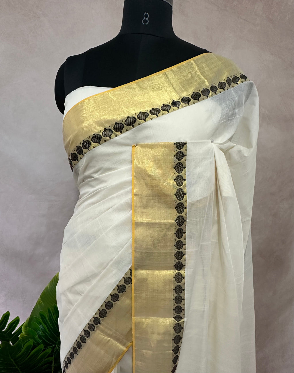 Balaramapuram handloom saree with black and gold border