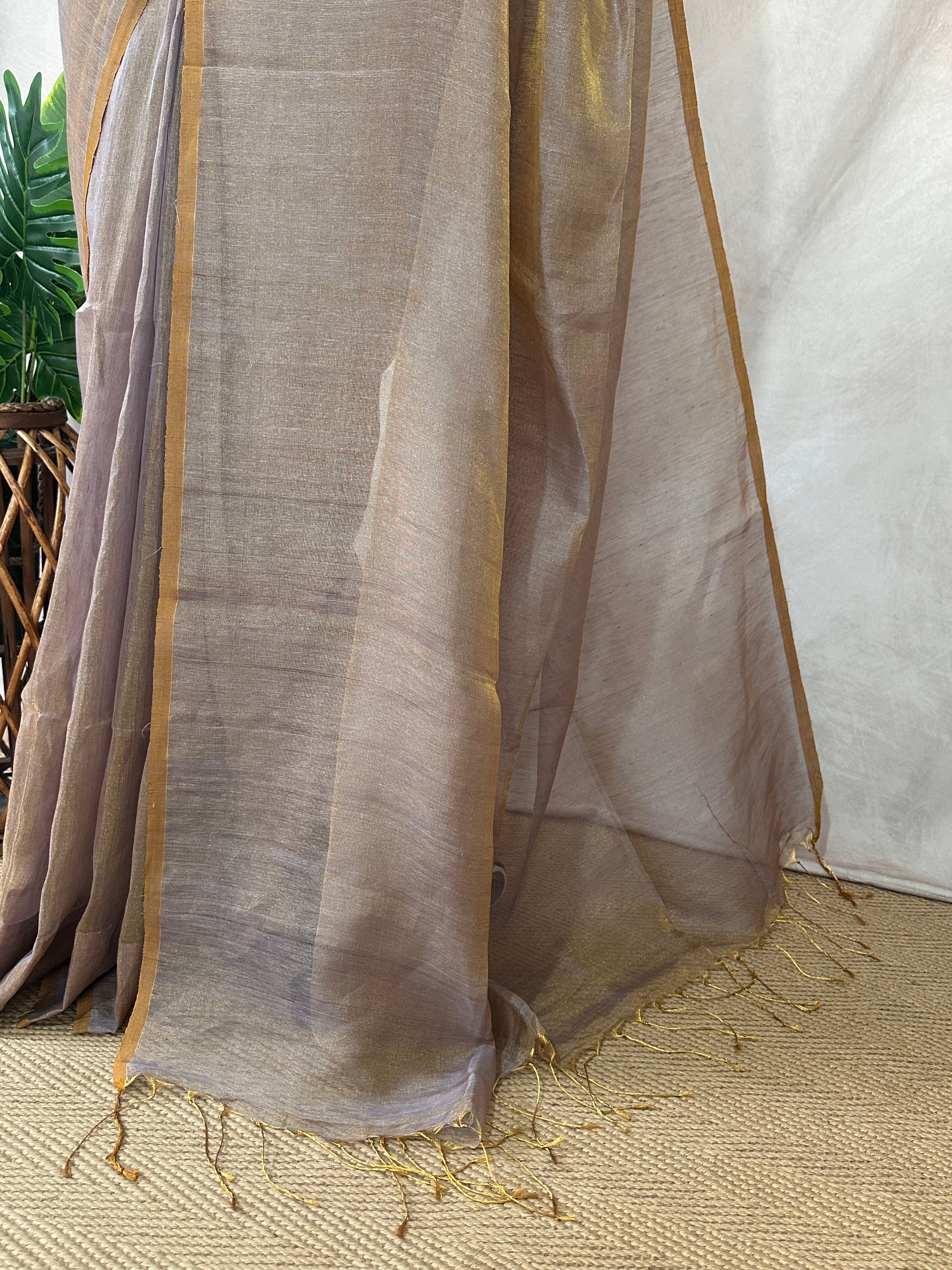 Pure Tissue linen tested Zari saree, no BP