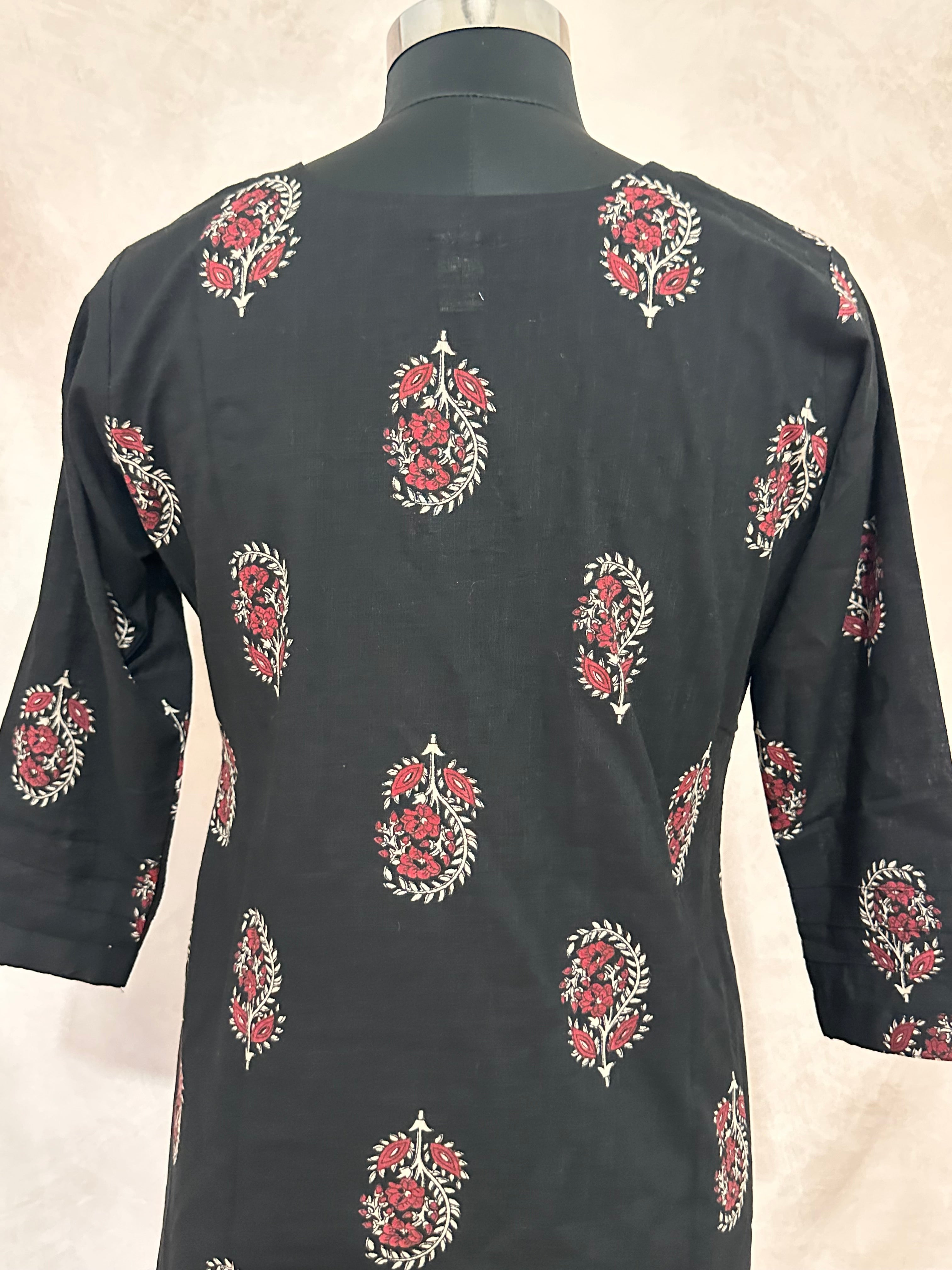 Black printed cotton kurti with mirror work
