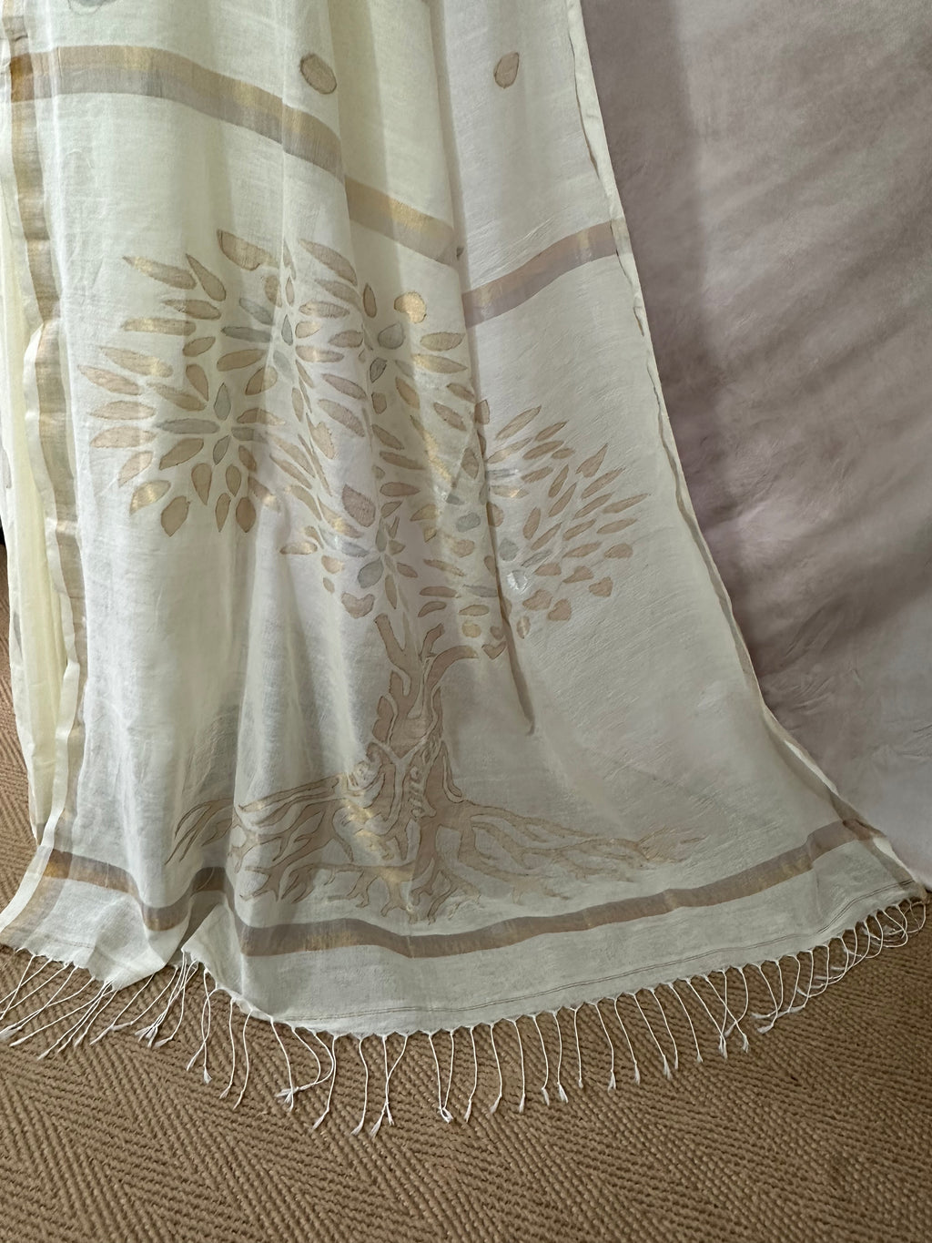 Bodhi - Pure cotton Cream color saree with Handloom jamdhani weave