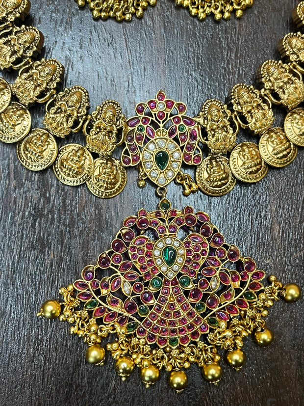 Necklace with pendent and jhumka