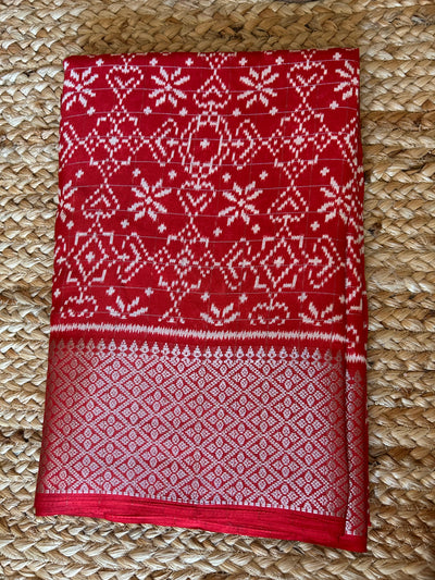 Gift saree, (no pico and fall)