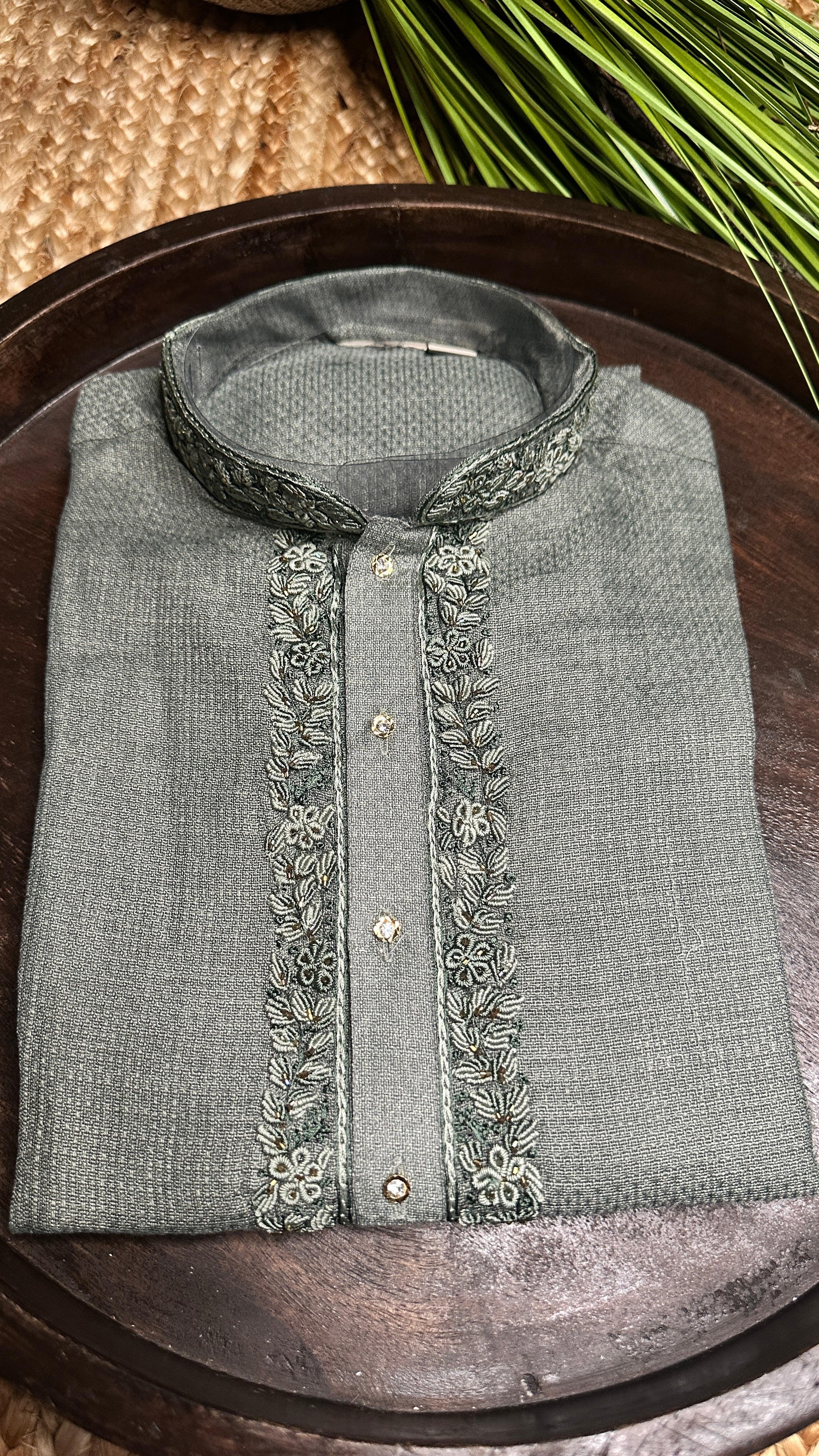 Grey linen silk kurta with hand emroidery - 42