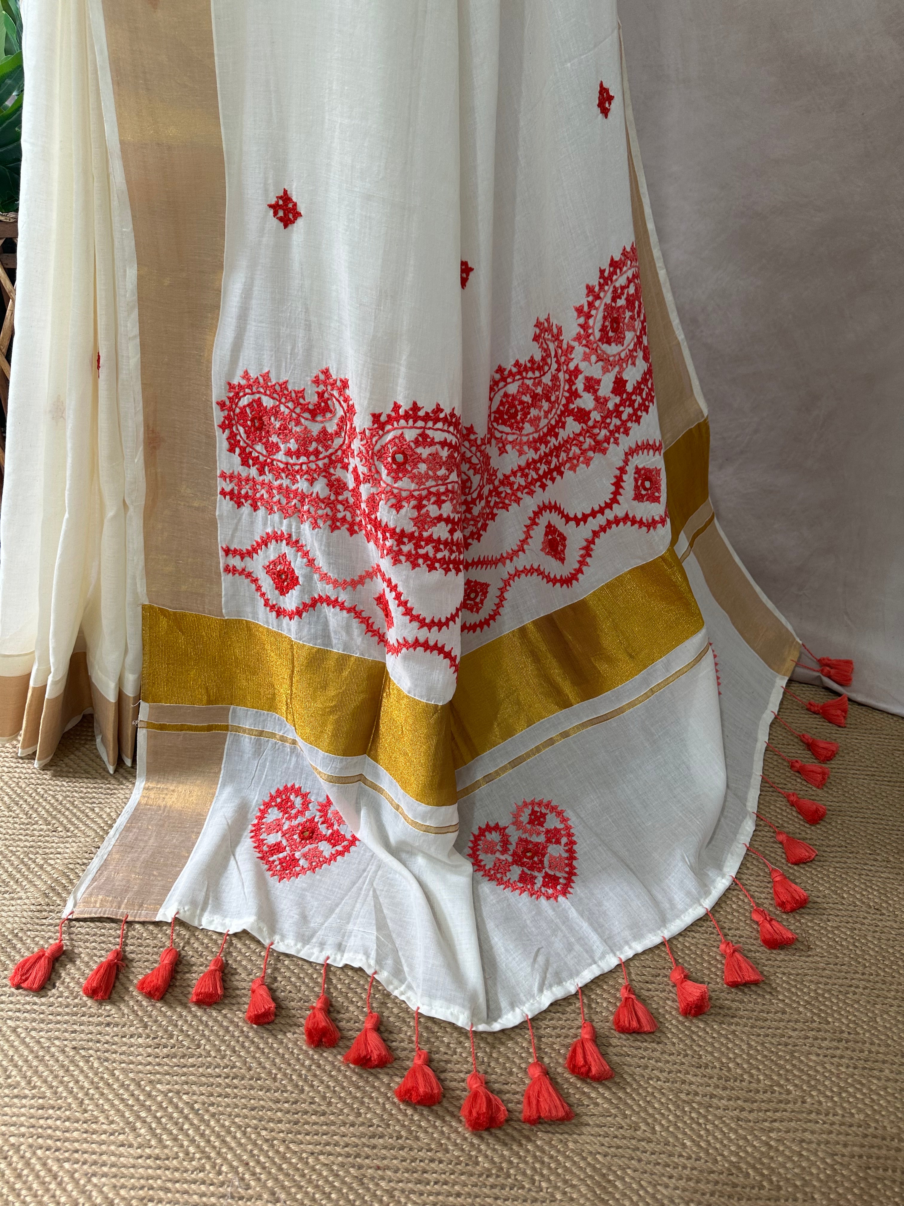 Set saree with gujrati hand work (Kutch work)