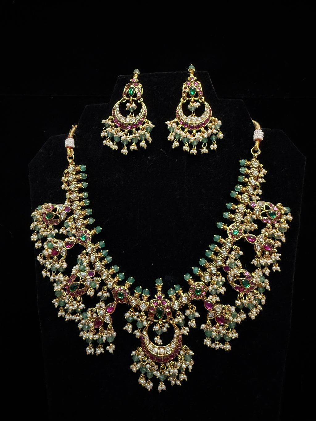 Guttapusalu necklace and earring