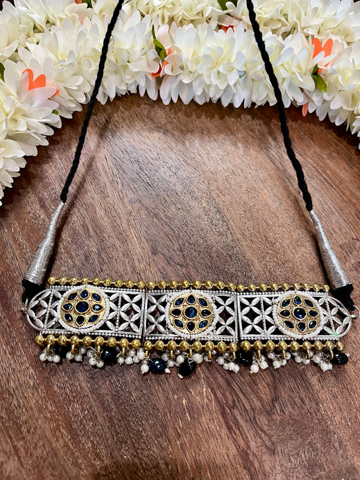Dual tone choker with blue stone