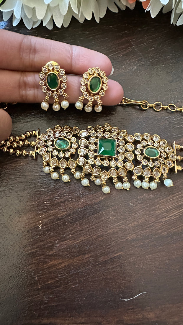 Choker with earring
