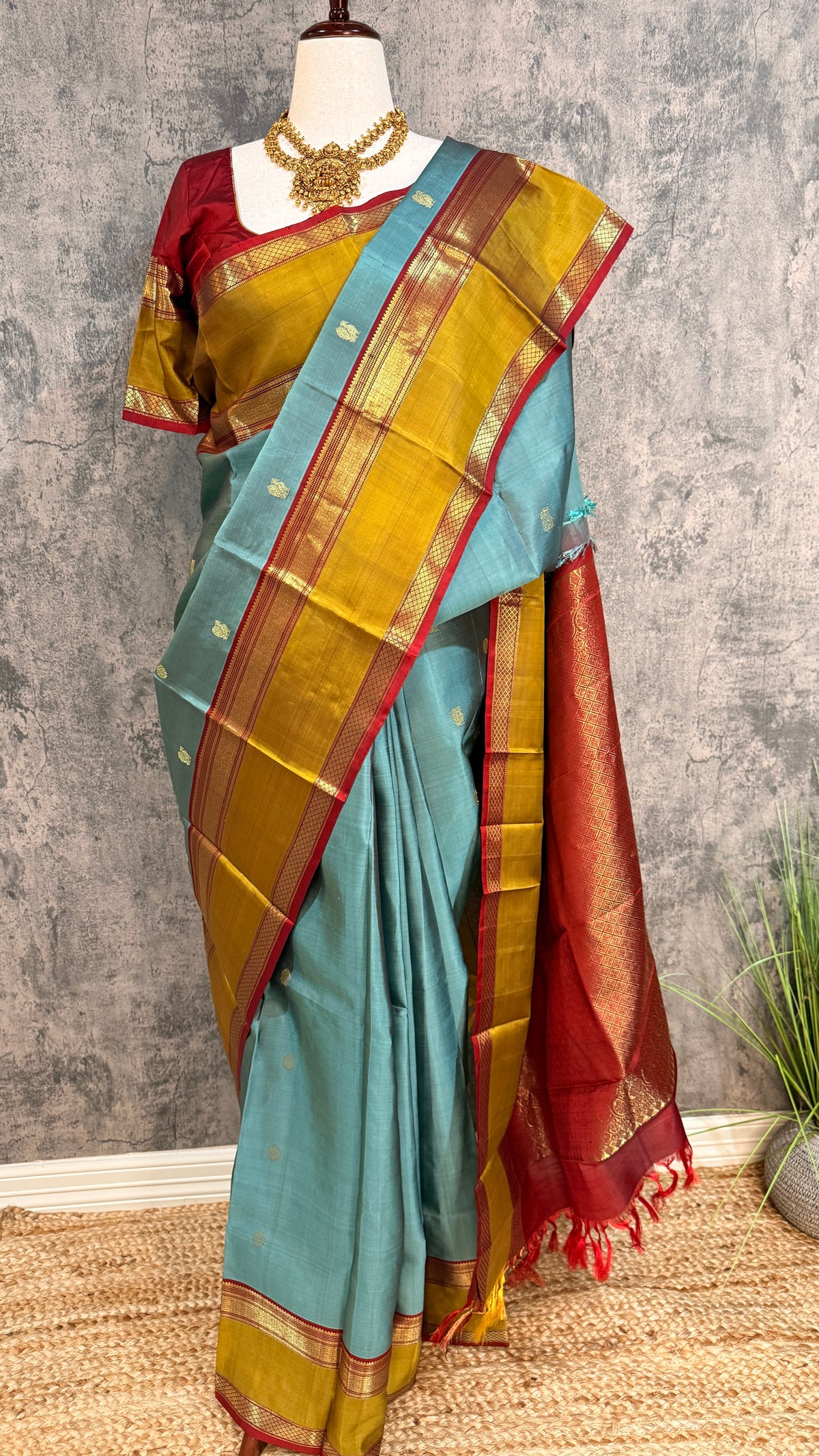 Pure handloom kanchivaram Light blue saree with 2gm zari border