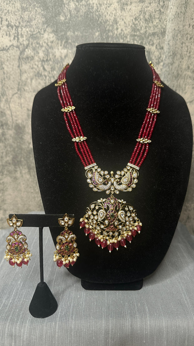 Long necklace with earring