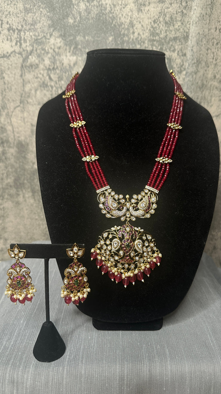 Long necklace with earring