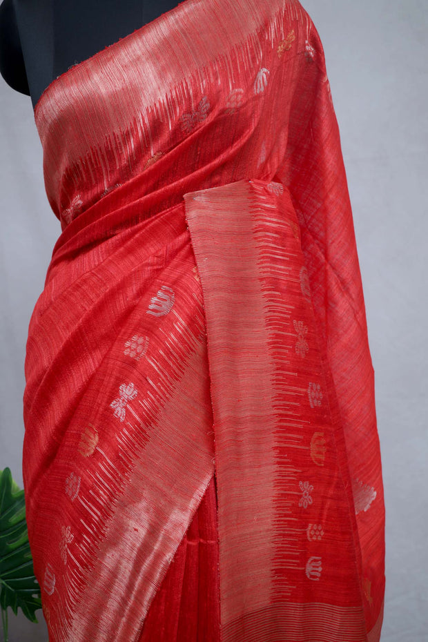 Pure Red Matka silk handloom saree, with BP