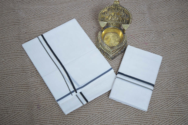 Puliyilakkara set mundu with bottle green and gold border