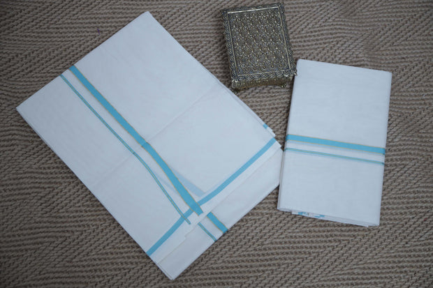 Puliyilakkara set mundu with light blue and gold border