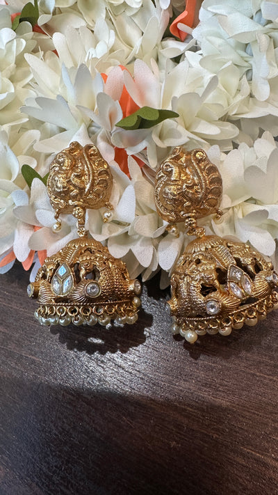 Gold Jhumka