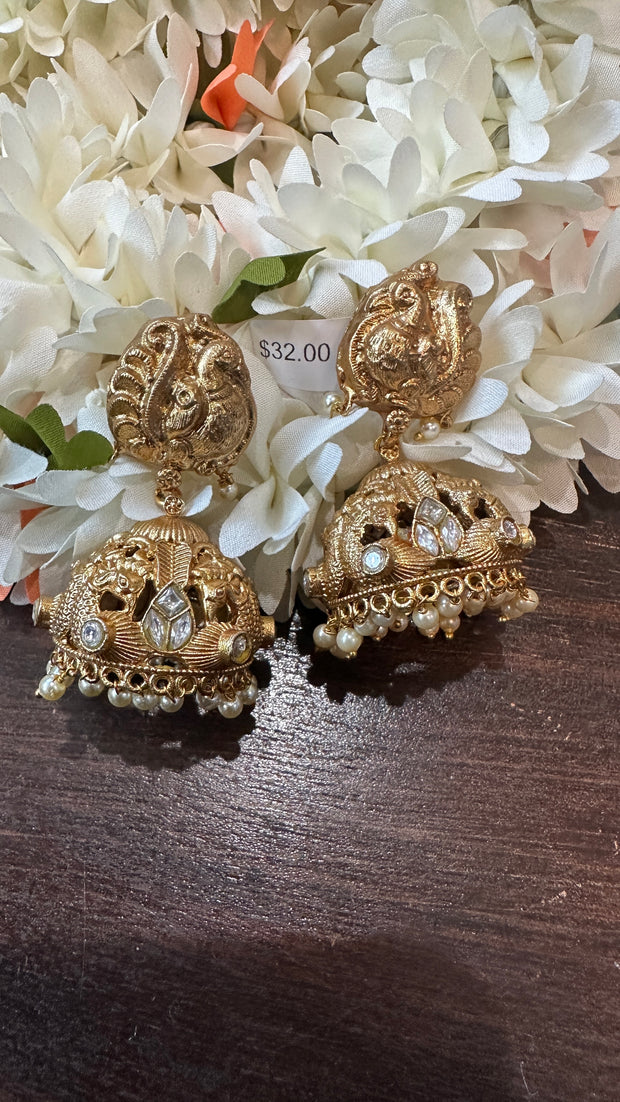 Gold Jhumka