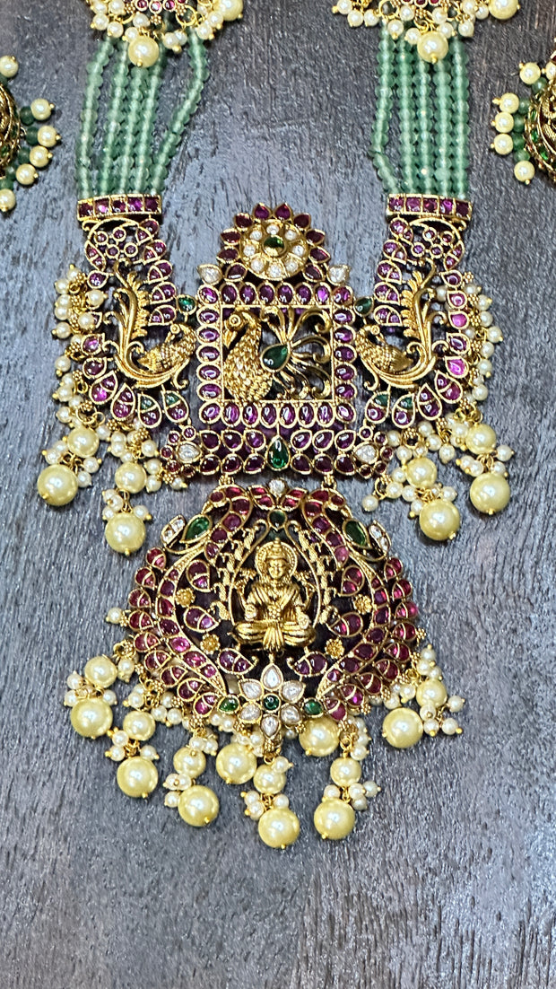 Long necklace with earring