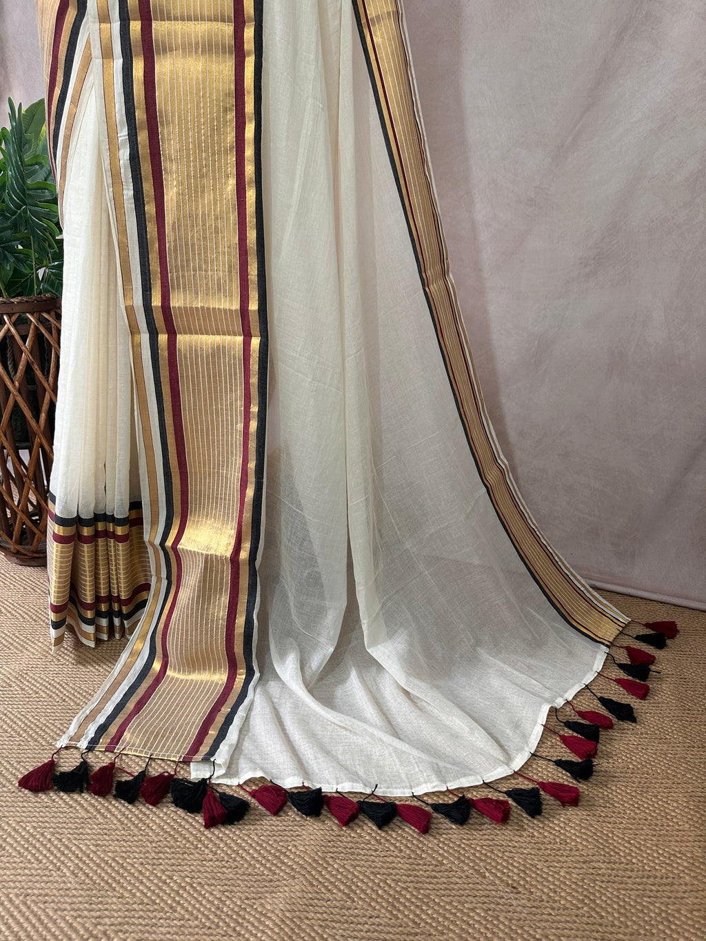 Maroon and black border 120 count mulcotton saree