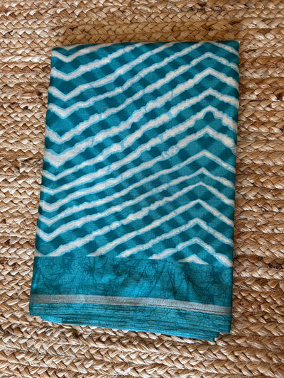 Gift saree, (no pico and fall)
