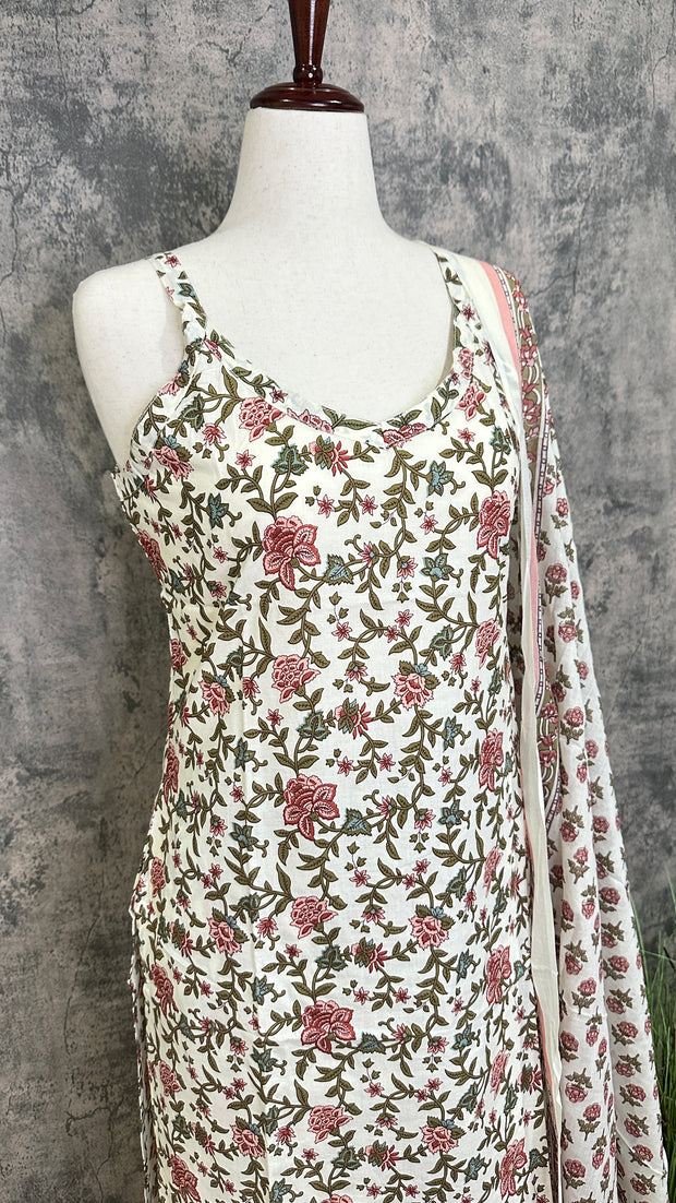 Off white kurti with bottom and dupatta