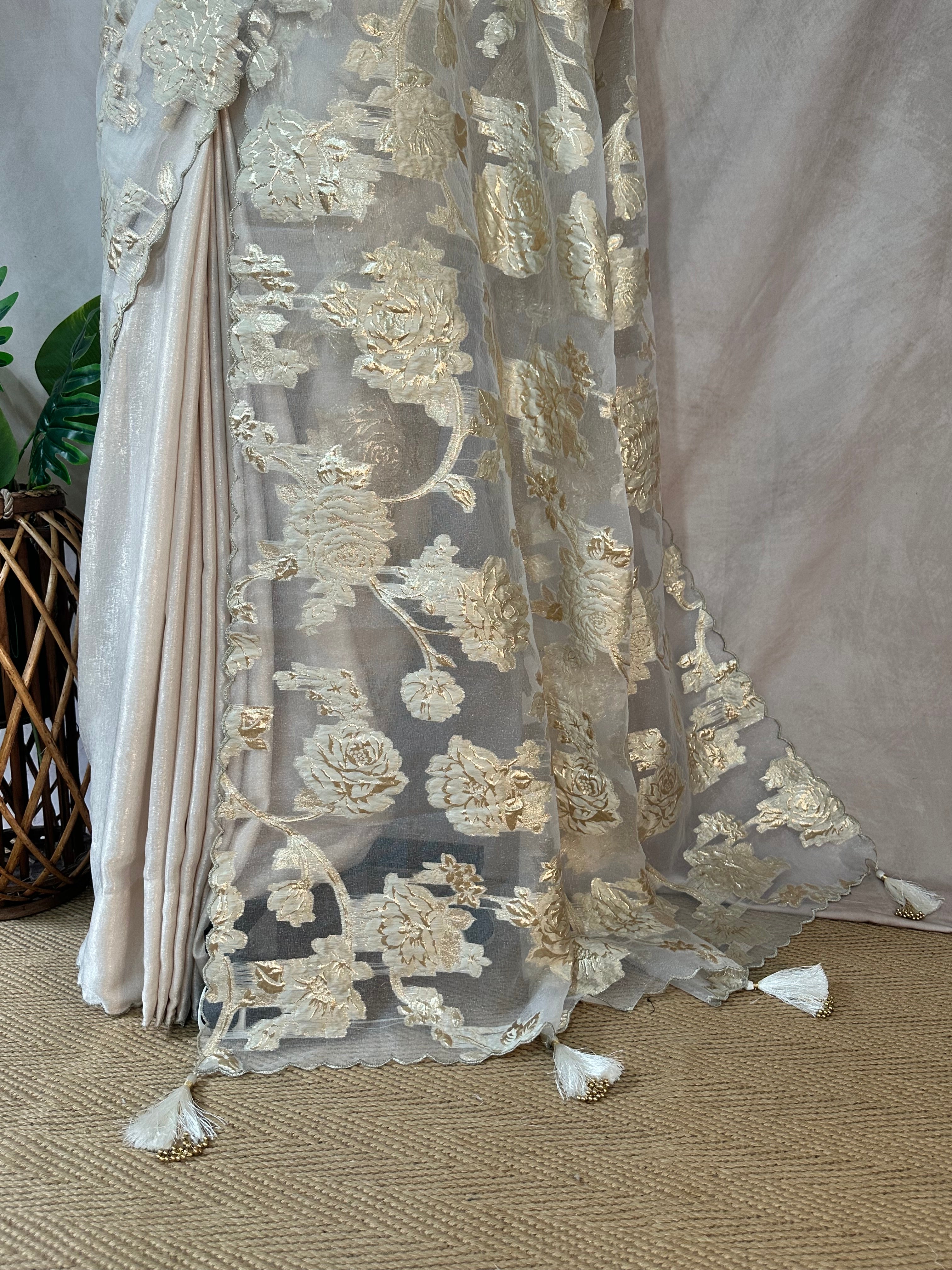 Off white turkkish organza saree with stitched blouse