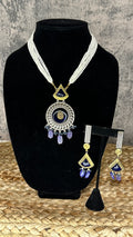 Dual tone pendant and earring with pearl neacklace
