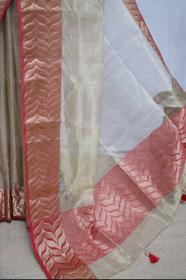 Handloom Pure tissue chanderi saree with red border