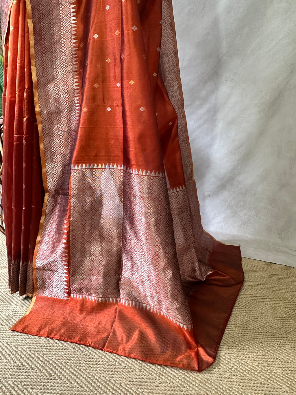 Chanderi katan handloom saree with stitched blouse