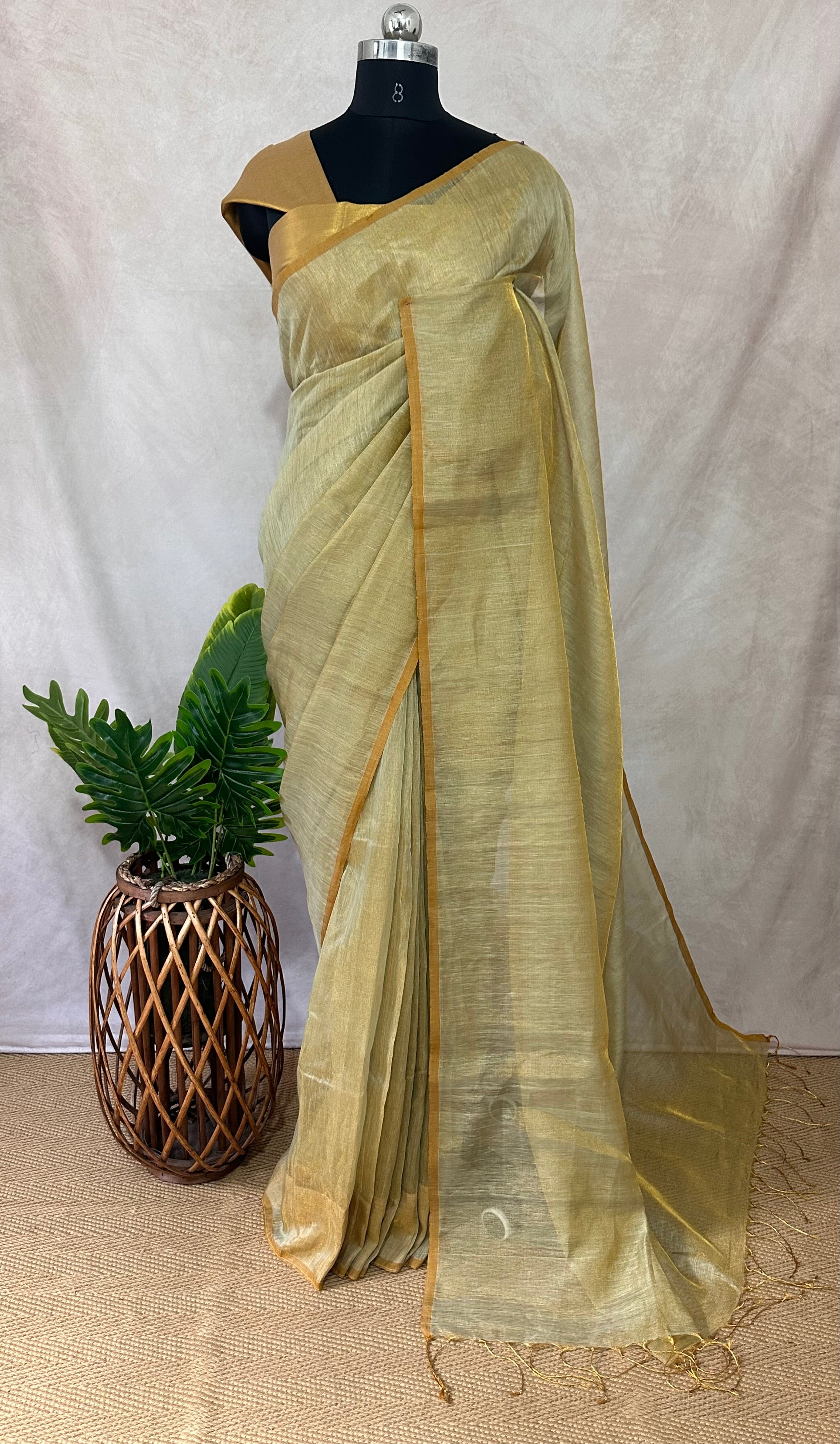 Pure Tissue linen tested Zari saree, no BP