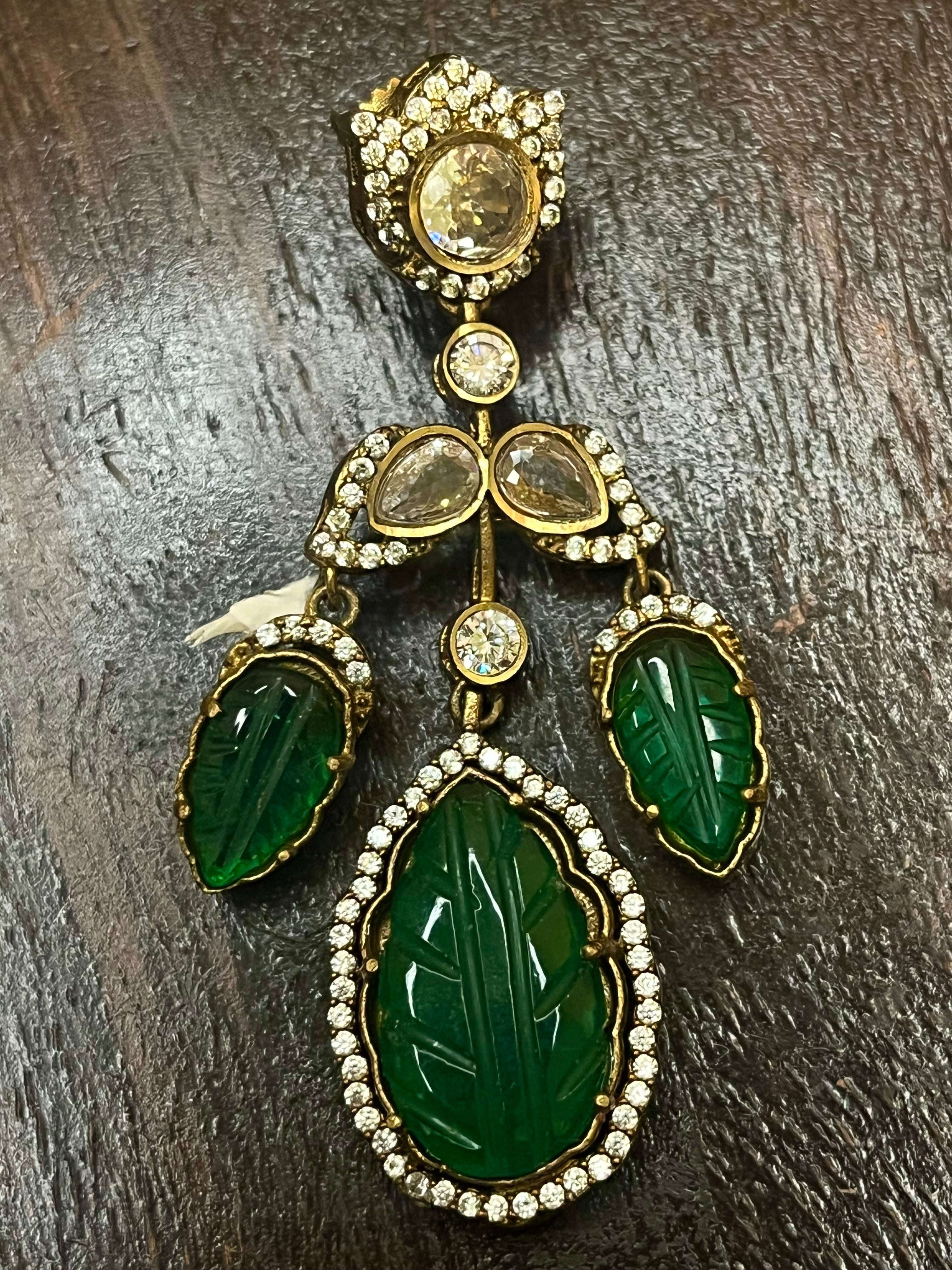 Emerald leaf stone Earring