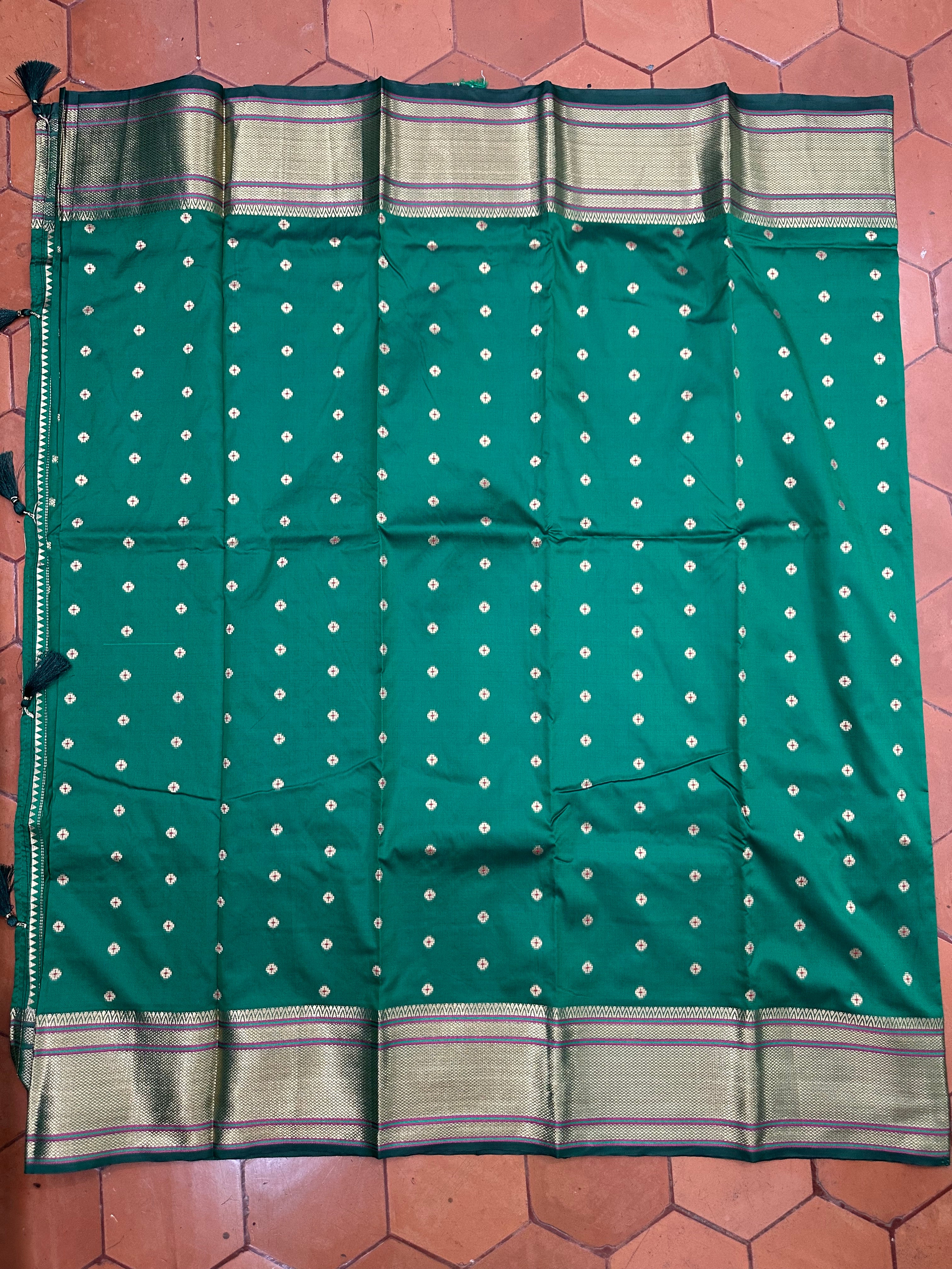 Gift saree