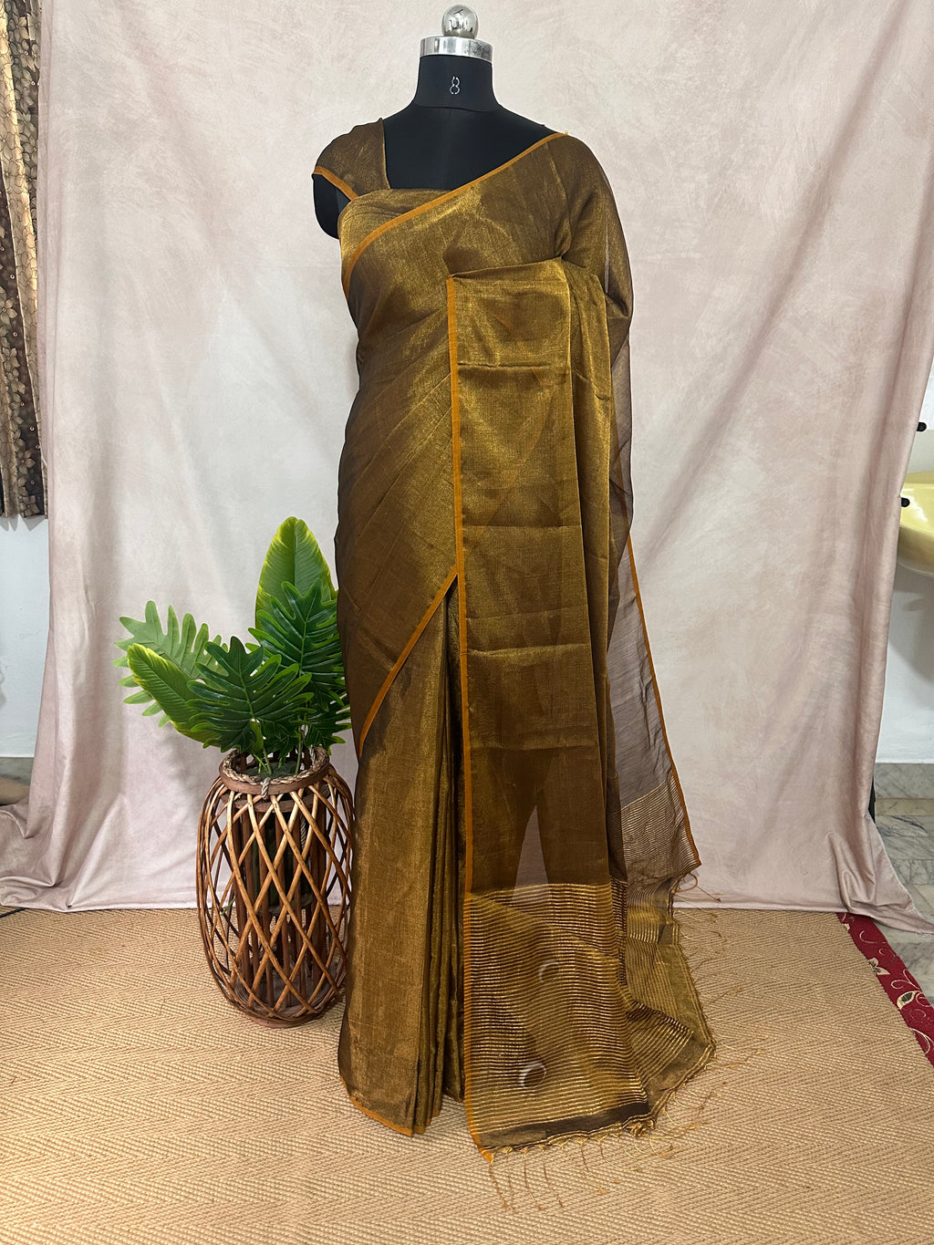 Pure Tissue linen tested Zari saree, no BP
