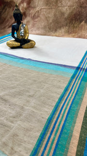Offwhite cotton saree, with no