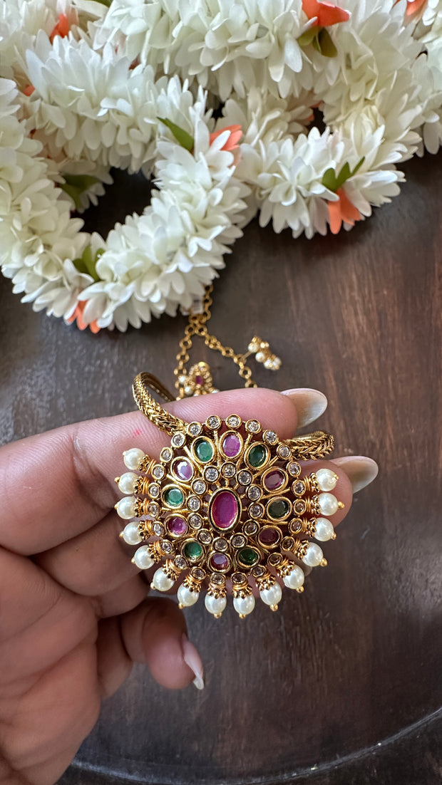 Neckalce with earring