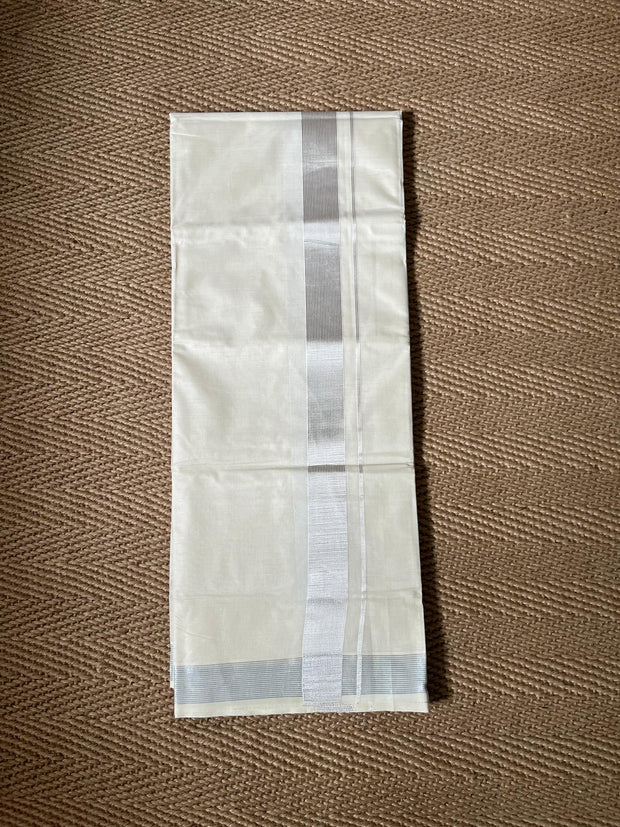 Silver Mundu