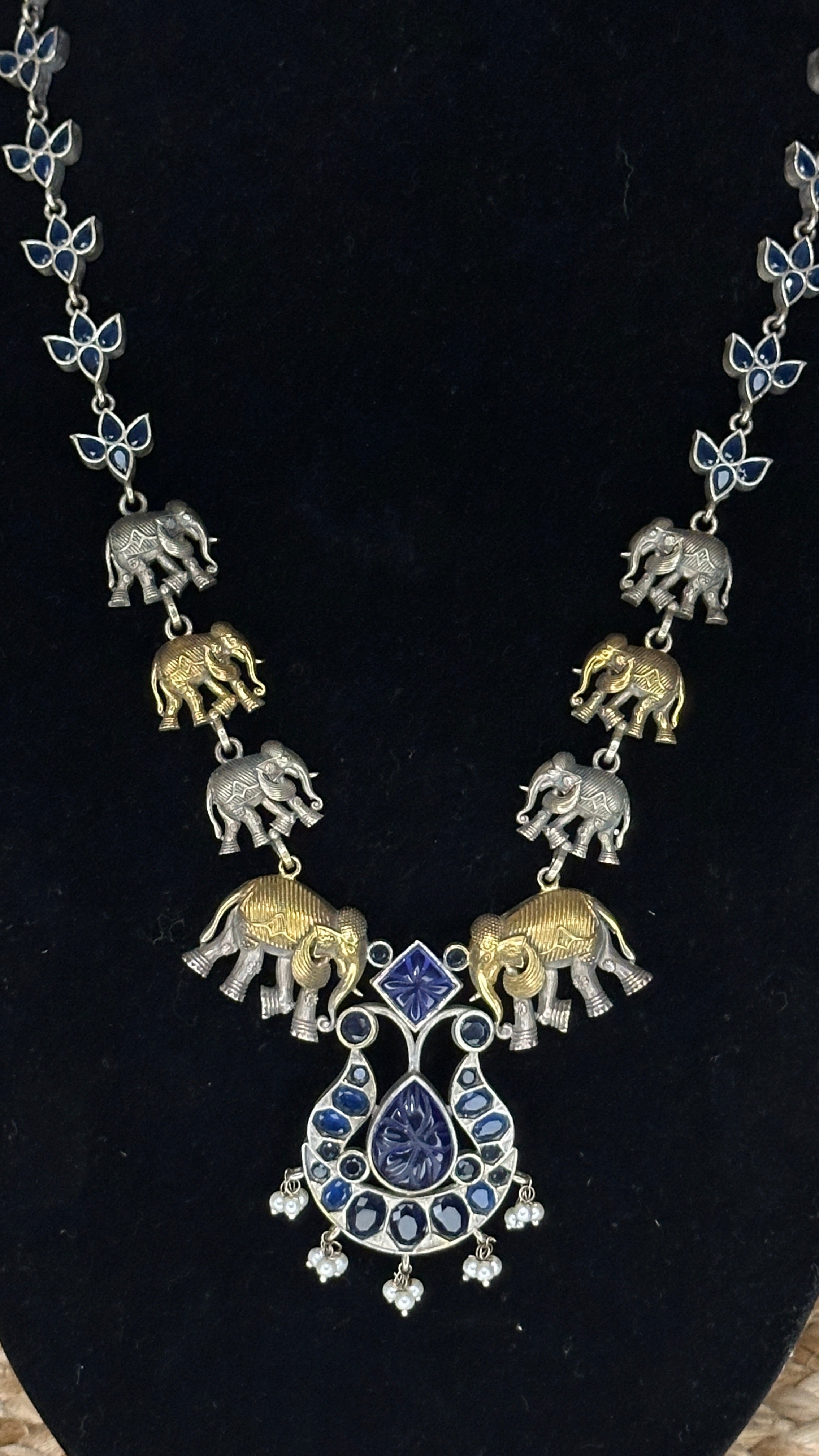 Dual tone necklace with studs