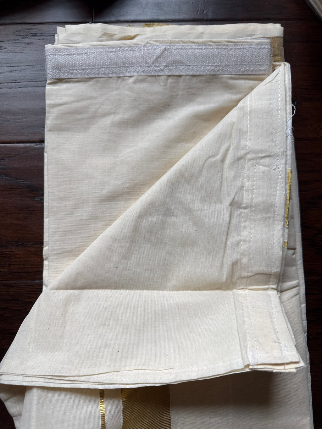 Velcro mundu with pockets