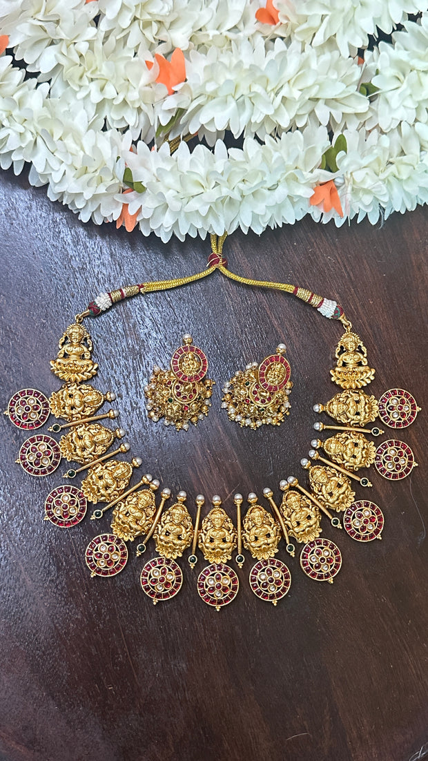 Neckalce with Jhmka