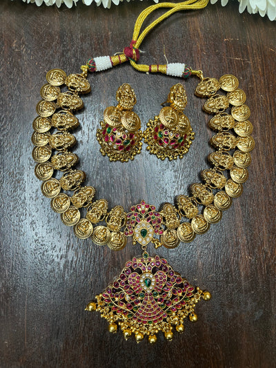 Necklace with pendent and jhumka