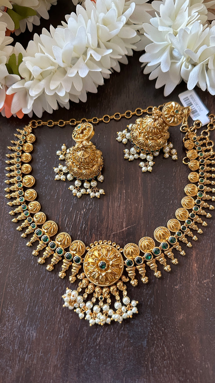 Neckalce with earring