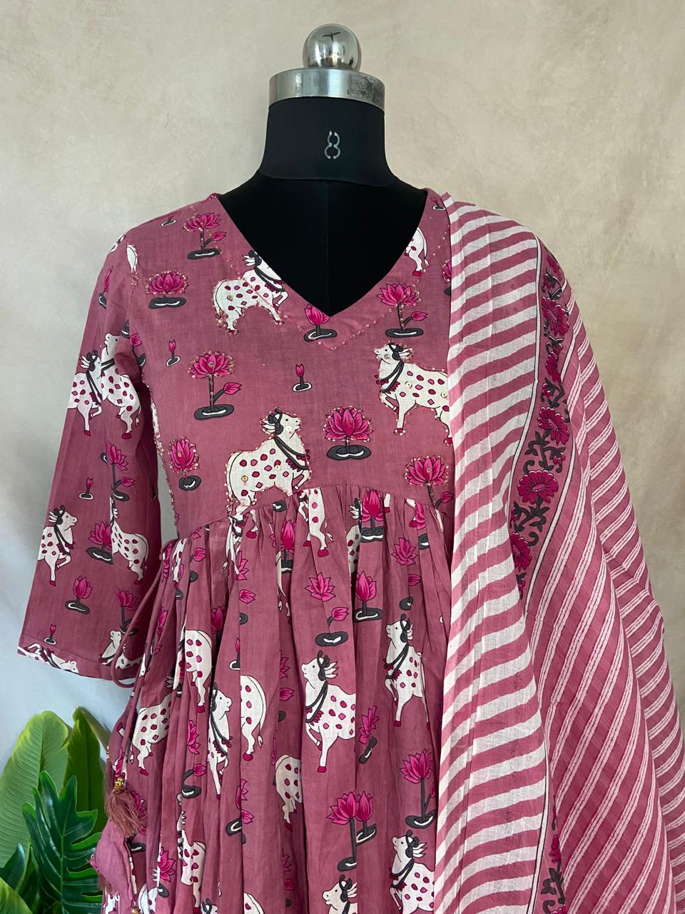 Velvet rose color cotton kurti with pitchwai print, bottom and dupatta