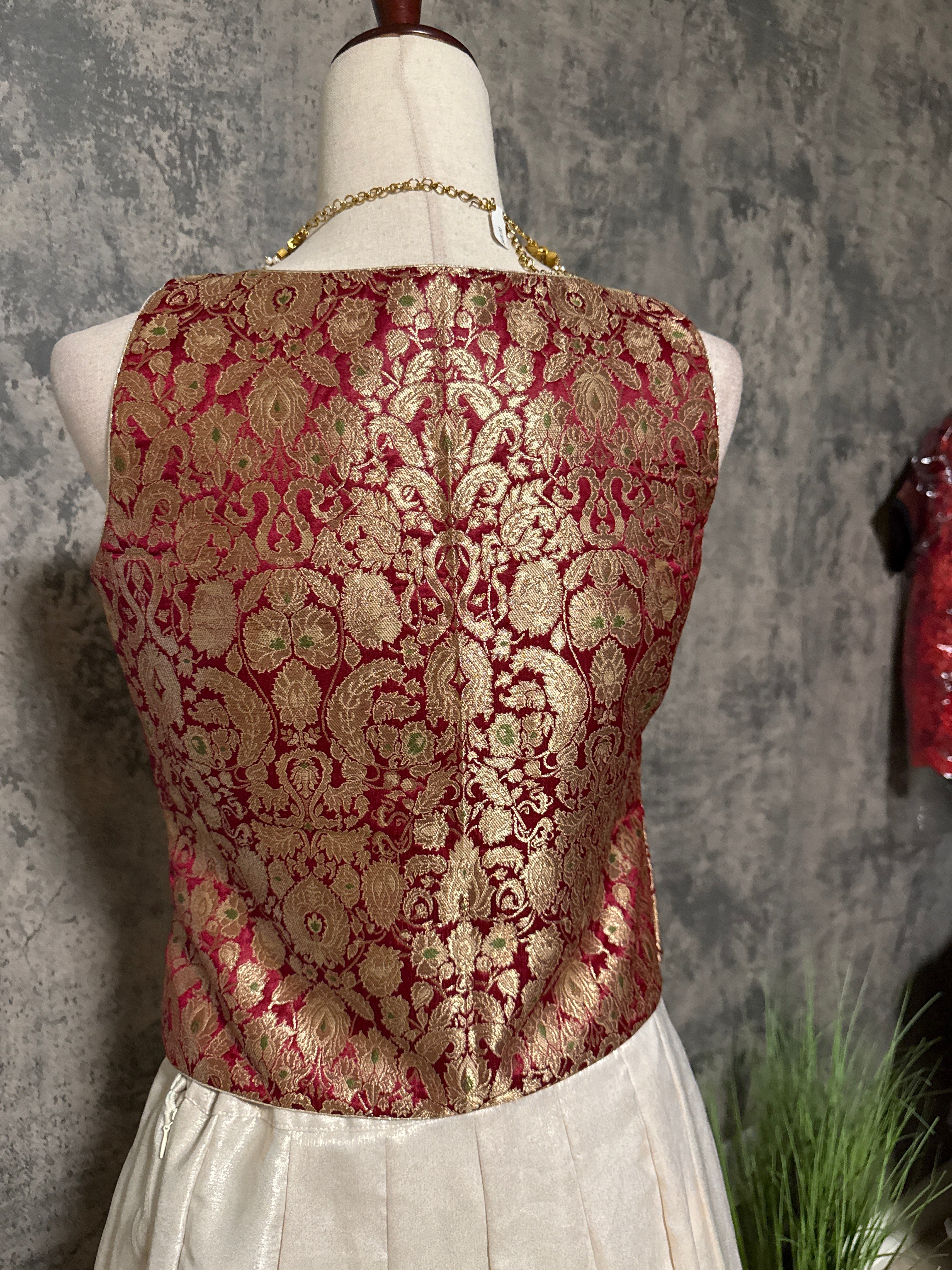 Shimmer crepe skirt with banarsi brocade top