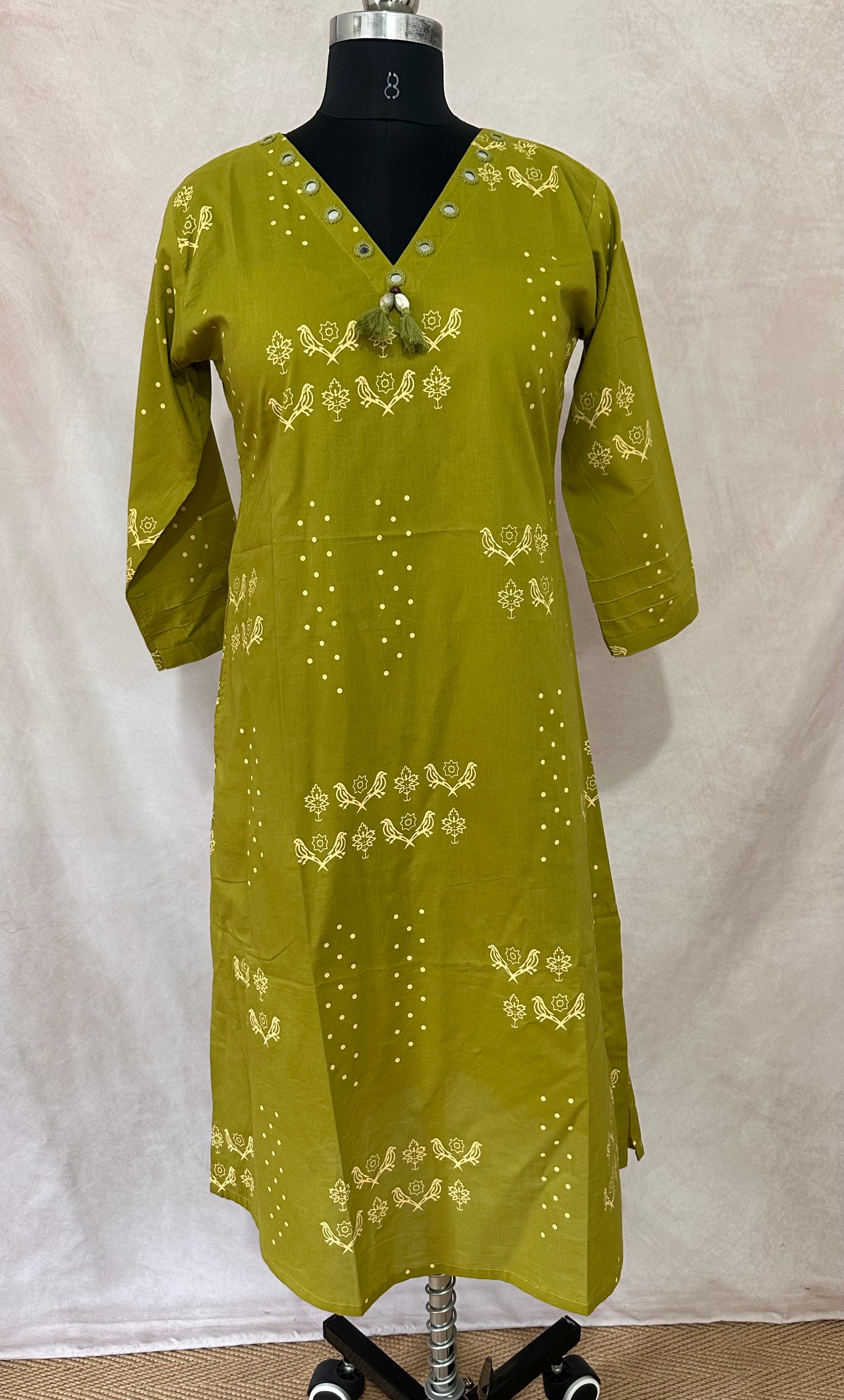 Green kurti with mirror work