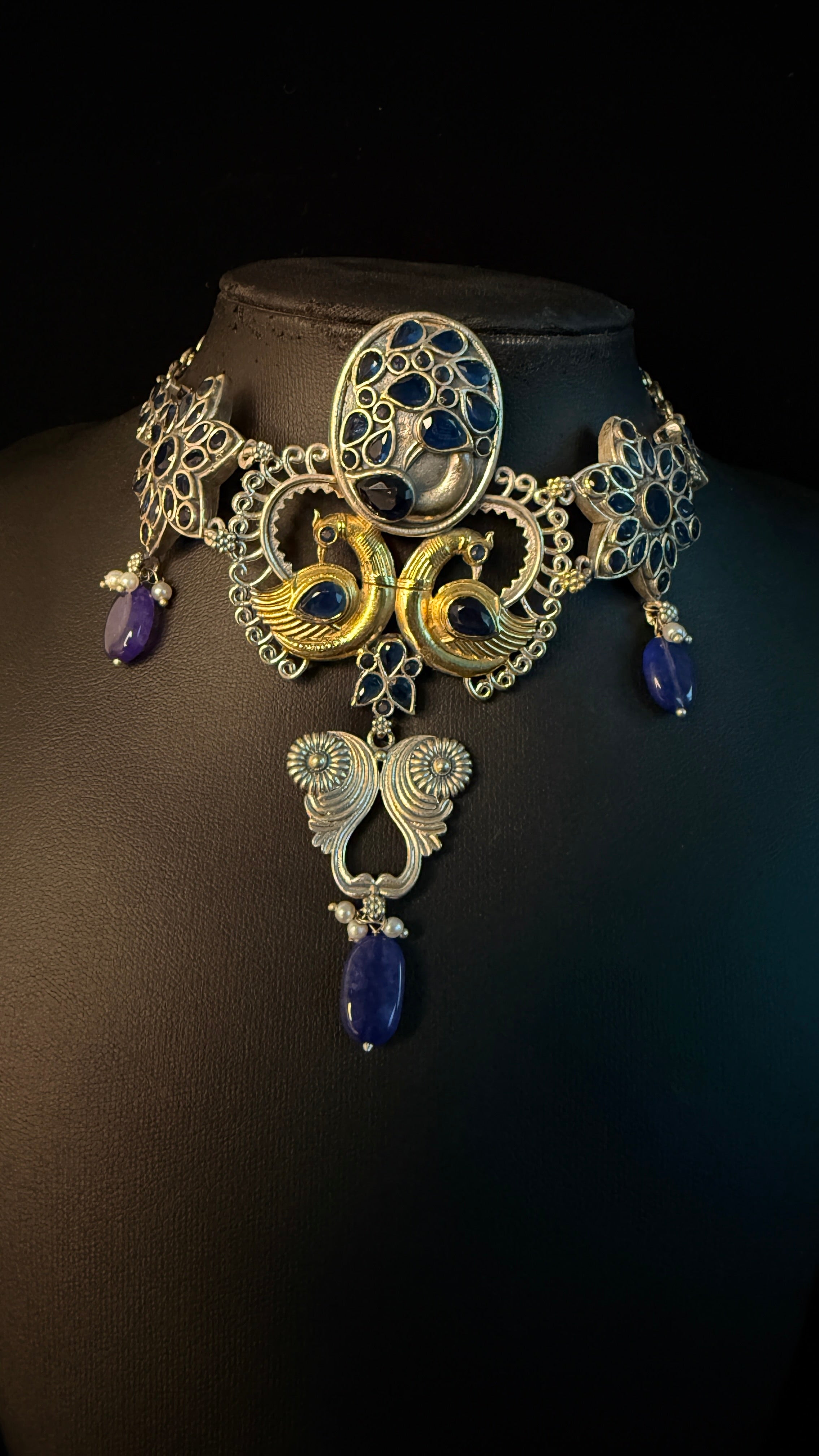 Dual tone choker with Blue stone
