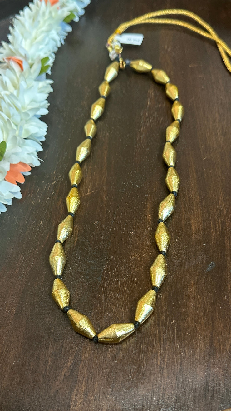 Gold bead necklace