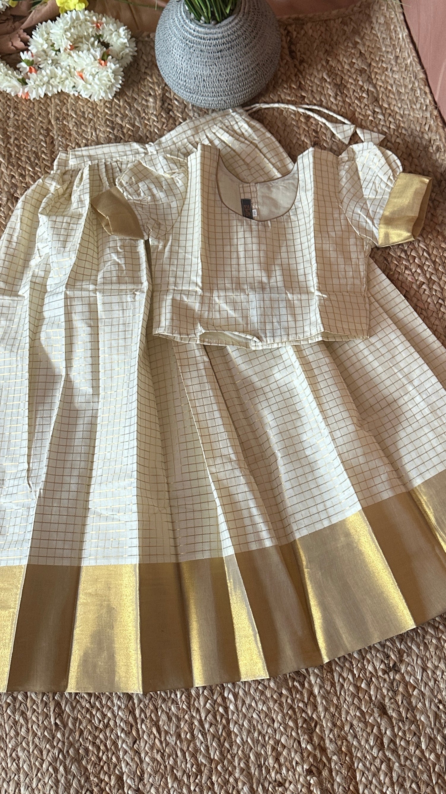 Onam skirt and blouse - 10 yr